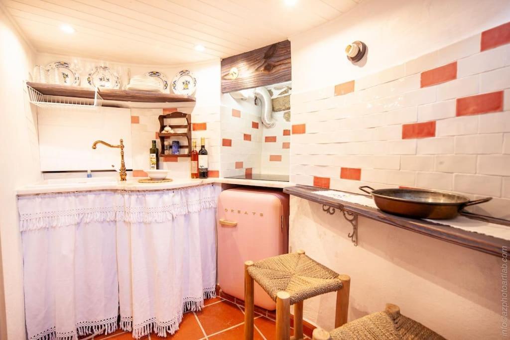 Cozy Windmill Close To The Beach Lourinha  Bagian luar foto
